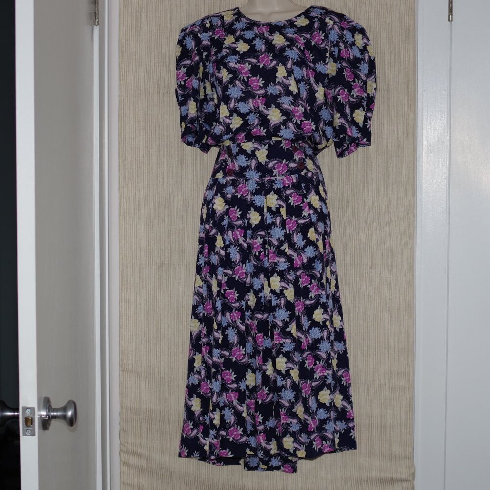 Karin Stevens Rayon Navy Purple Floral short Puff Sleeve Midi Dress size 18WP